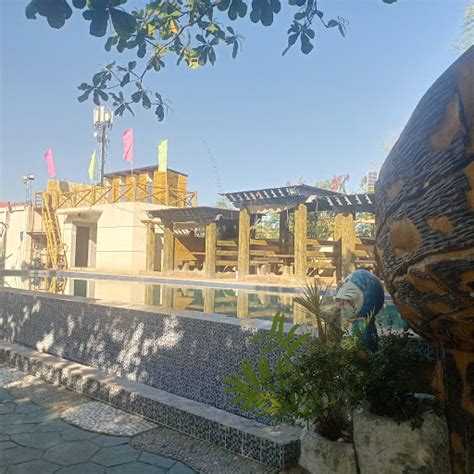 Costiera Garden Resort .